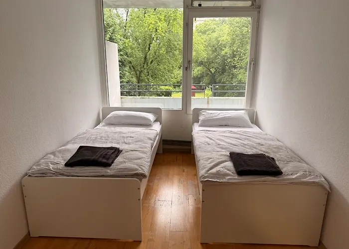 Monteurwohnung 6p 2 Bathrooms Kitchen * Wuppertal